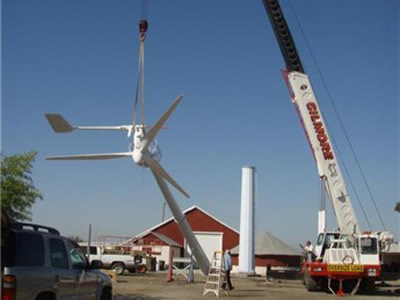 case10 - 20 kW Wind Turbine -20 kW Wind turbineIncludes turbine (nacelle, blades, tail) and controller - wind-turbines - case10